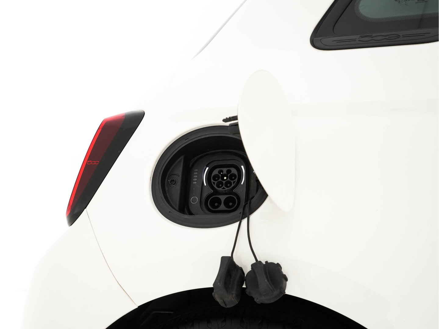Fiat 500 Action 24 kWh [ 3-Fase ] {SOH-90%} (INCL.BTW) *CARPLAY | DIGI-COCKPIT | DAB | COMFORT-SEATS | ECC | CRUISE*