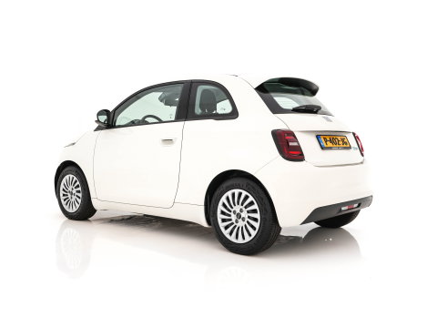 Fiat 500 Action 24 kWh [ 3-Fase ] {SOH-90%} (INCL.BTW) *CARPLAY | DIGI-COCKPIT | DAB | COMFORT-SEATS | ECC | CRUISE*