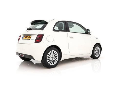 Fiat 500 Action 24 kWh [ 3-Fase ] {SOH-90%} (INCL.BTW) *CARPLAY | DIGI-COCKPIT | DAB | COMFORT-SEATS | ECC | CRUISE*