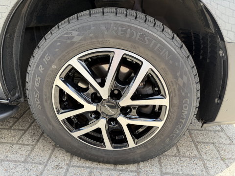 Renault Trafic 2.0 dCi 130pk T29 L2H1 DC 5 persoons Comfort / vaste prijs rijklaar € 19.950 ex btw / lease vanaf € 336 / donker grijs metallic / airco / cruise / trekhaak / euro 6 / bpm vrij !