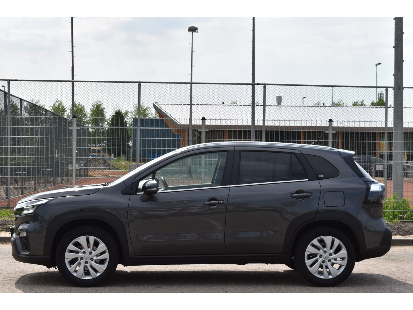 Suzuki S-Cross 1.4 Boosterjet Select Smart Hybrid 130 pk | Carplay | Keyless | Camera | DAB | Adapt. Cruise Contr. | LED | LM-Velgen | Historie