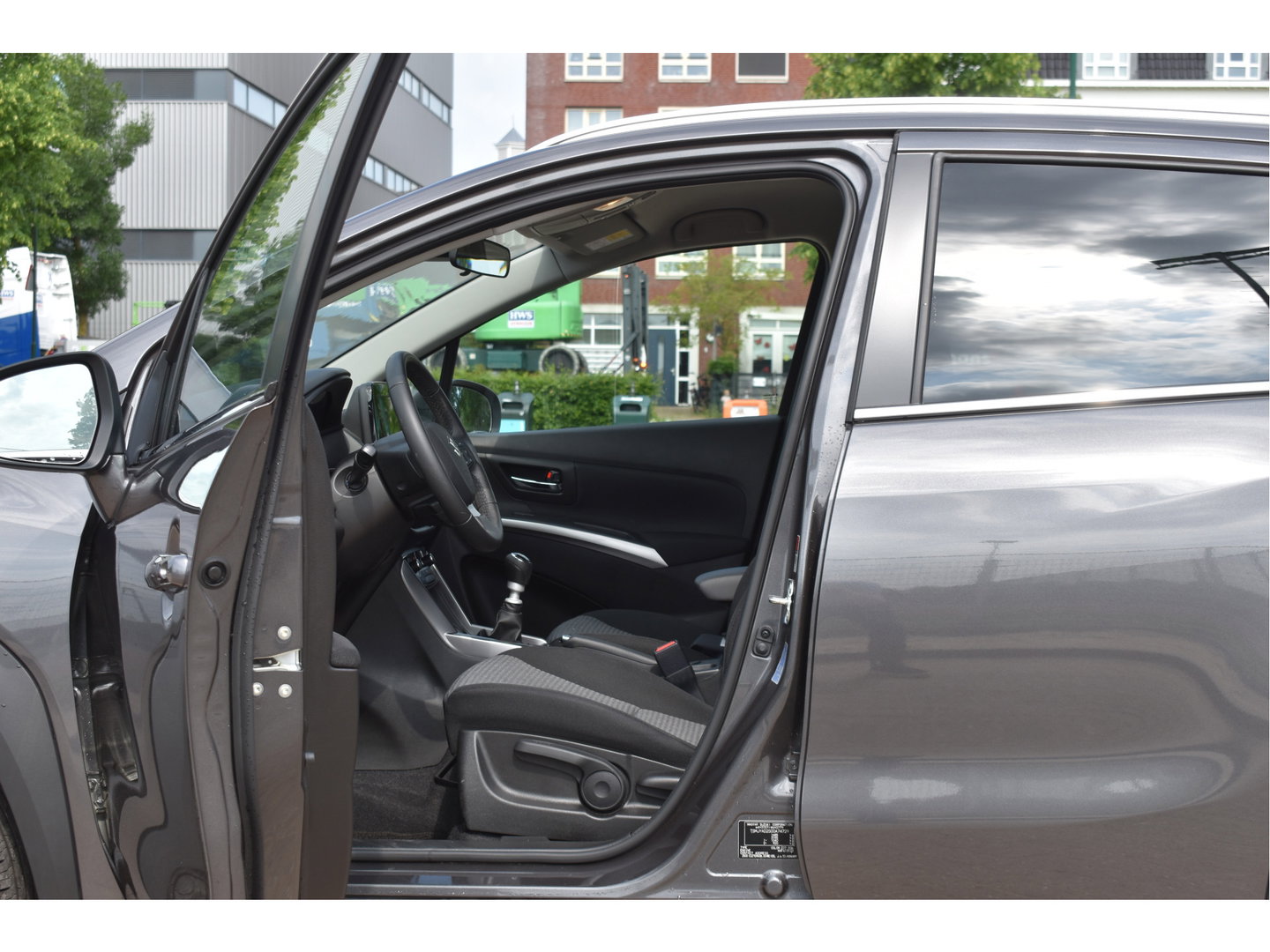 Suzuki S-Cross 1.4 Boosterjet Select Smart Hybrid 130 pk | Carplay | Keyless | Camera | DAB | Adapt. Cruise Contr. | LED | LM-Velgen | Historie