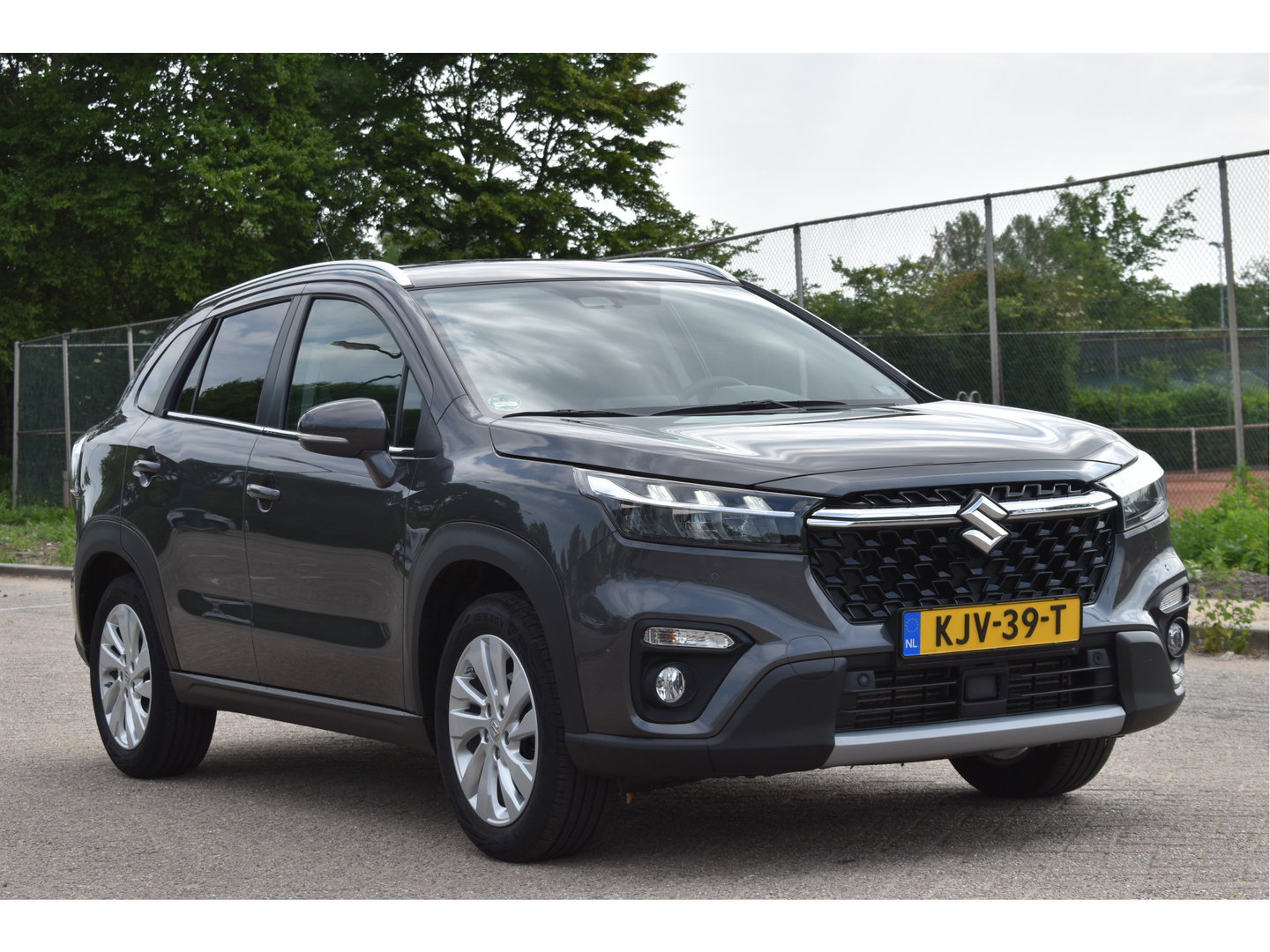 Suzuki S-Cross 1.4 Boosterjet Select Smart Hybrid 130 pk | Carplay | Keyless | Camera | DAB | Adapt. Cruise Contr. | LED | LM-Velgen | Historie