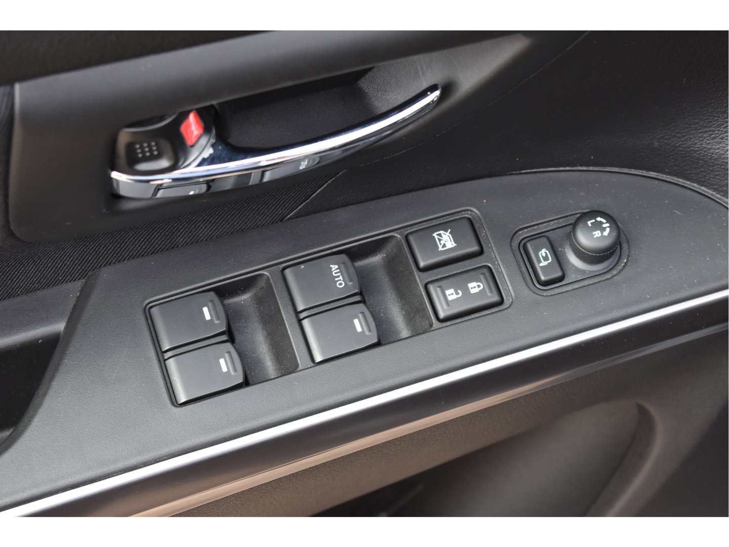 Suzuki S-Cross 1.4 Boosterjet Select Smart Hybrid 130 pk | Carplay | Keyless | Camera | DAB | Adapt. Cruise Contr. | LED | LM-Velgen | Historie