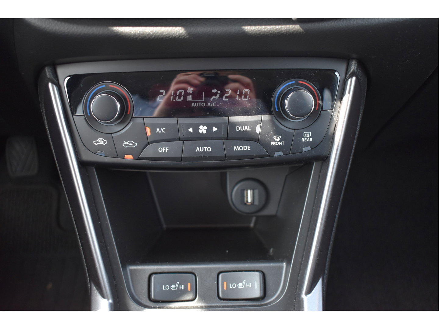 Suzuki S-Cross 1.4 Boosterjet Select Smart Hybrid 130 pk | Carplay | Keyless | Camera | DAB | Adapt. Cruise Contr. | LED | LM-Velgen | Historie