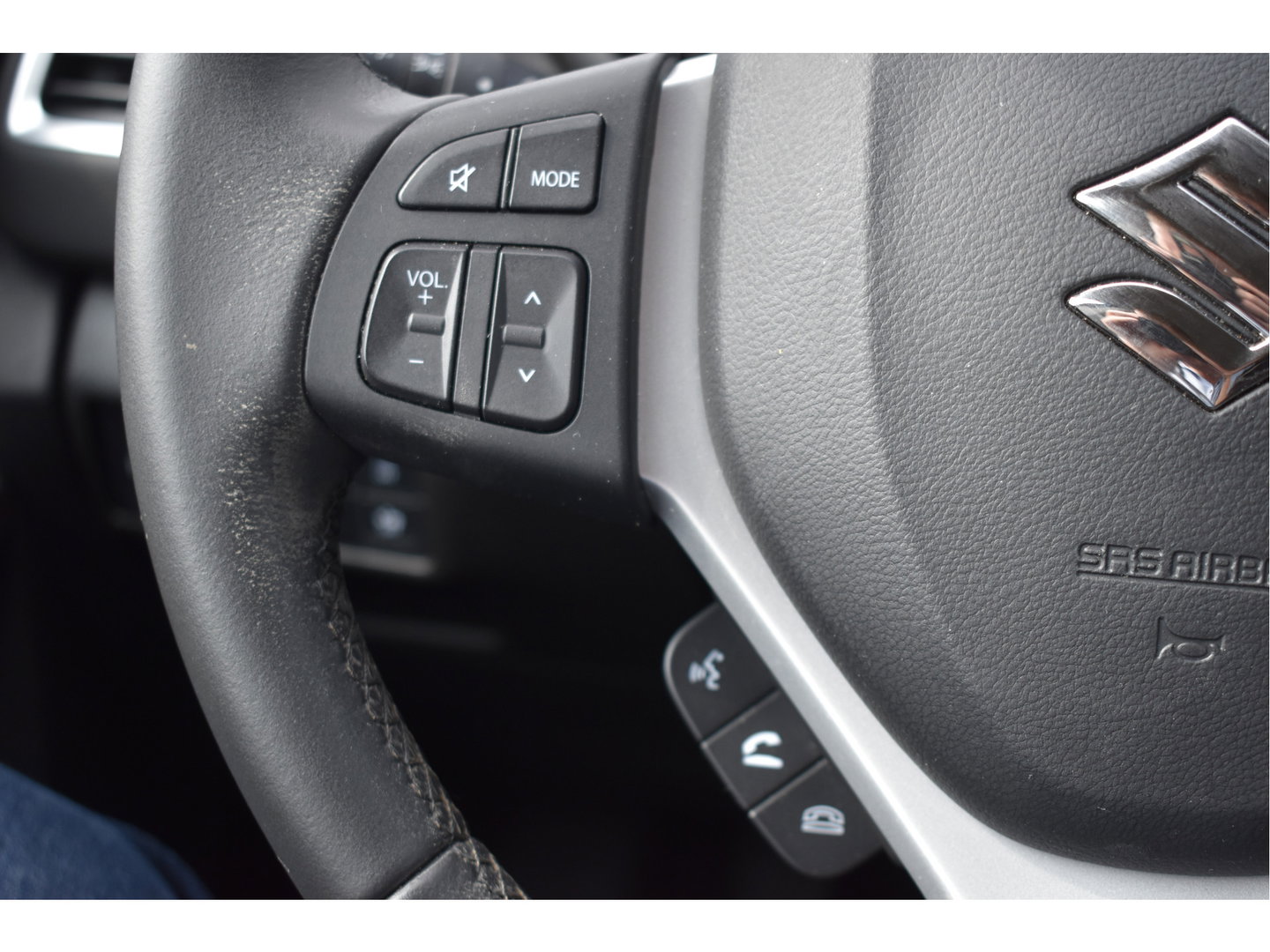 Suzuki S-Cross 1.4 Boosterjet Select Smart Hybrid 130 pk | Carplay | Keyless | Camera | DAB | Adapt. Cruise Contr. | LED | LM-Velgen | Historie