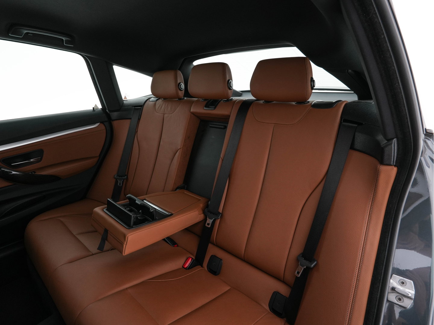 BMW 3-serie Gran Turismo 320i Corporate Lease High Executive Aut. *LEATHER | FULL-LED | HEATED-COMFORTSEATS | HIFI-SOUND | NAVI-FULLMAP | ECC | PDC | CRUISE | 18''ALU*
