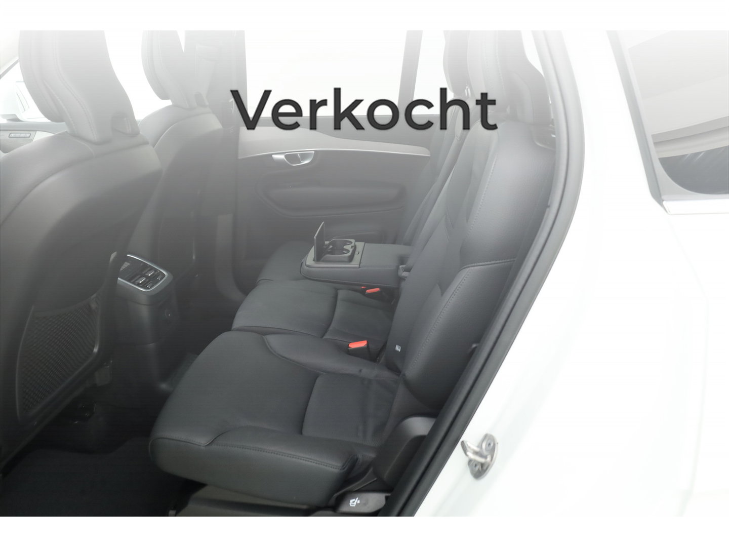 Volvo XC90 2.0 T8 Recharge AWD Ultimate Bright | Trekhaak | Head-up | 360 cam | Pano | ACC | H&K audio | Mem stoelen |