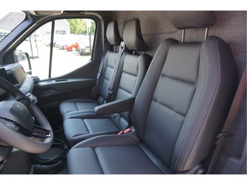 Renault Master E-Tech T35 L2H2 Extra Long range 87 kWh AUT Airco, Navi, Leder, Betimmering, Trekhaak NR. T01*