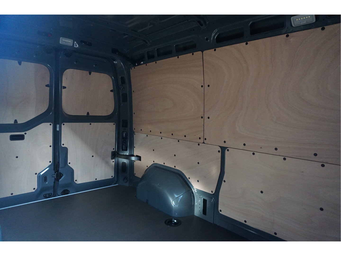 Renault Master E-Tech T35 L2H2 Extra Long range 87 kWh AUT Airco, Navi, Leder, Betimmering, Trekhaak NR. T01*