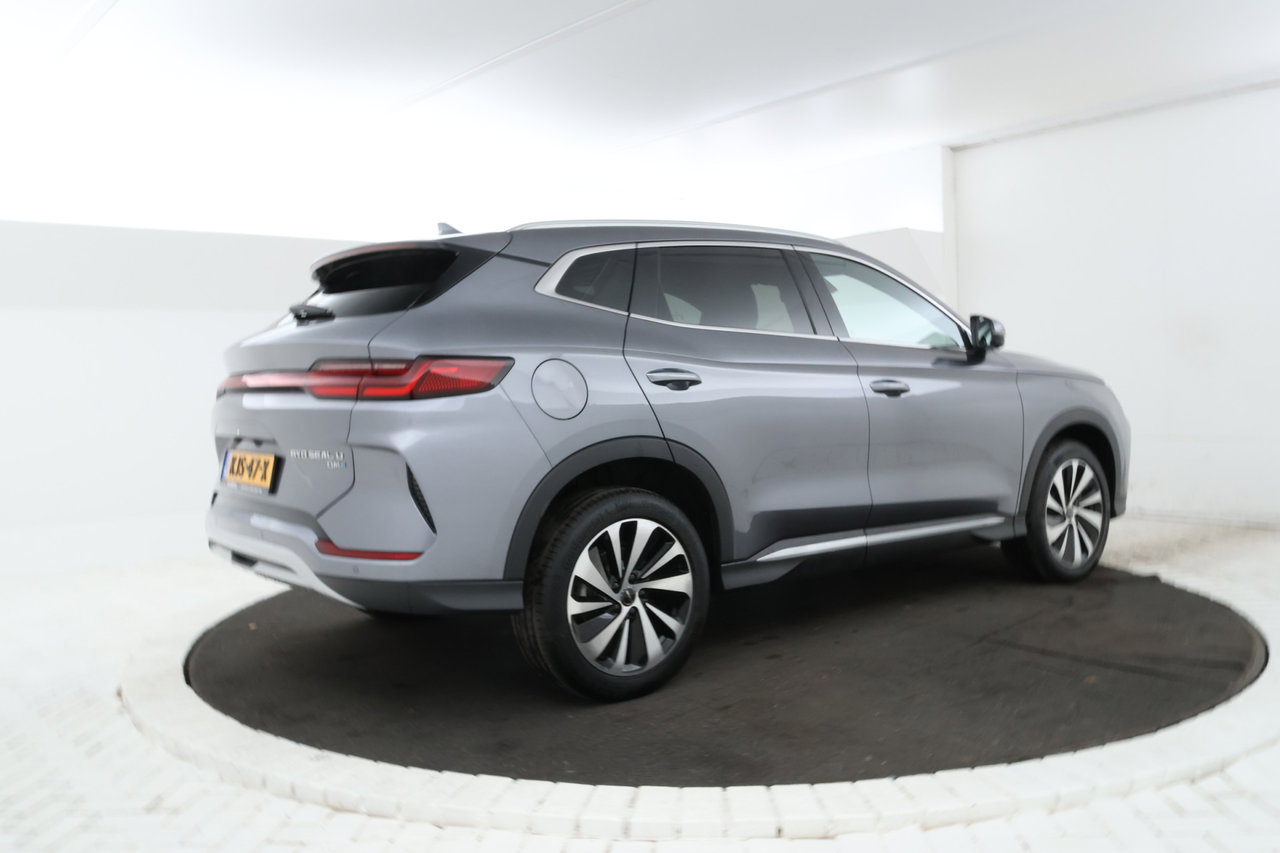 BYD SEAL U