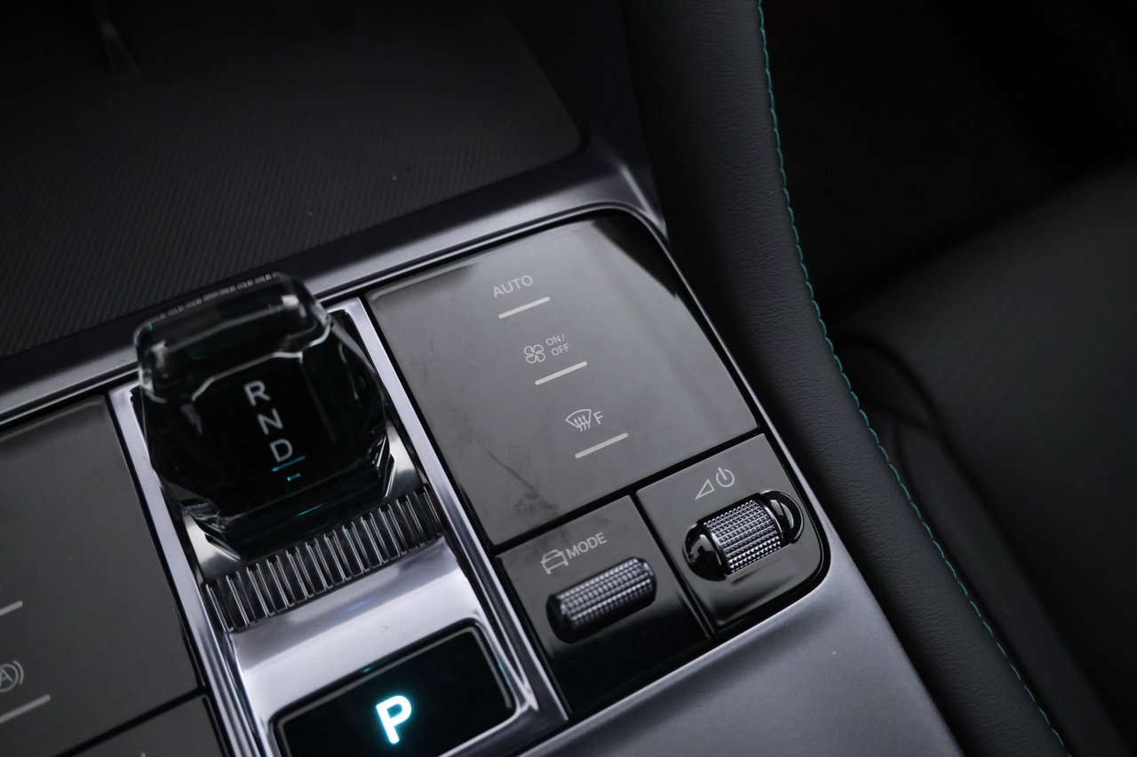 BYD SEAL U