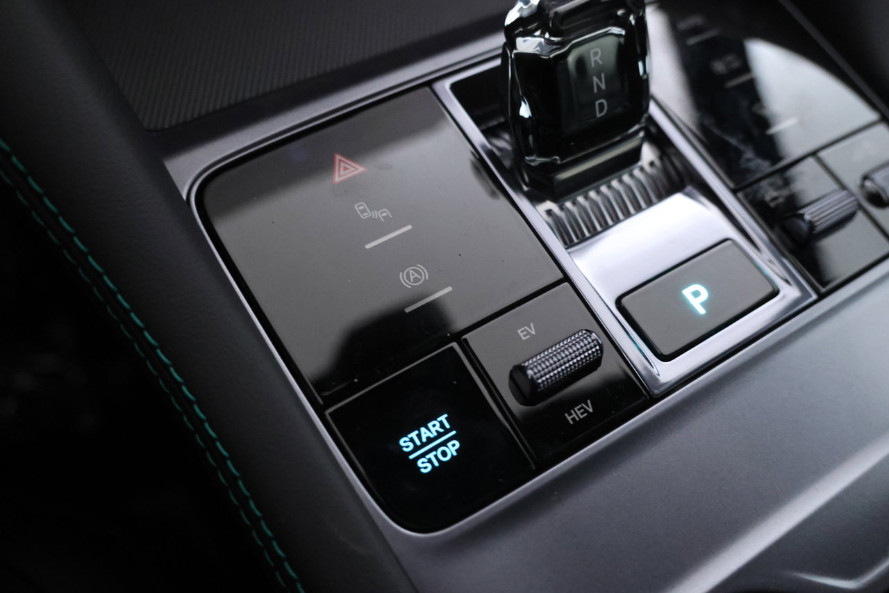 BYD SEAL U