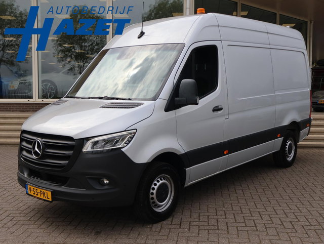 Mercedes-Benz Sprinter - 316 2.2 CDI 163 PK AUT. L2H2 + WERKPL. INRICHTING | TREKHAAK 3500 KG! | STANDKACKEL | CARPLAY | CAMERA | STOELVERW. | LED
