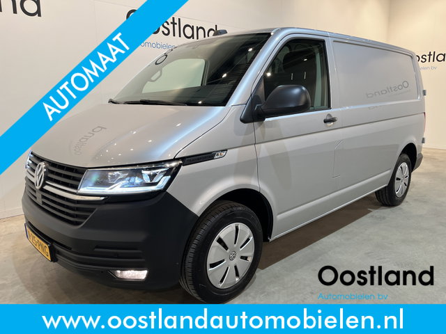Volkswagen Transporter - 2.0 TDI L1H1 150 PK Automaat / Euro 6 / Airco / CarPlay / Cruise Control Adap. / Navigatie / PDC / 3-Zits