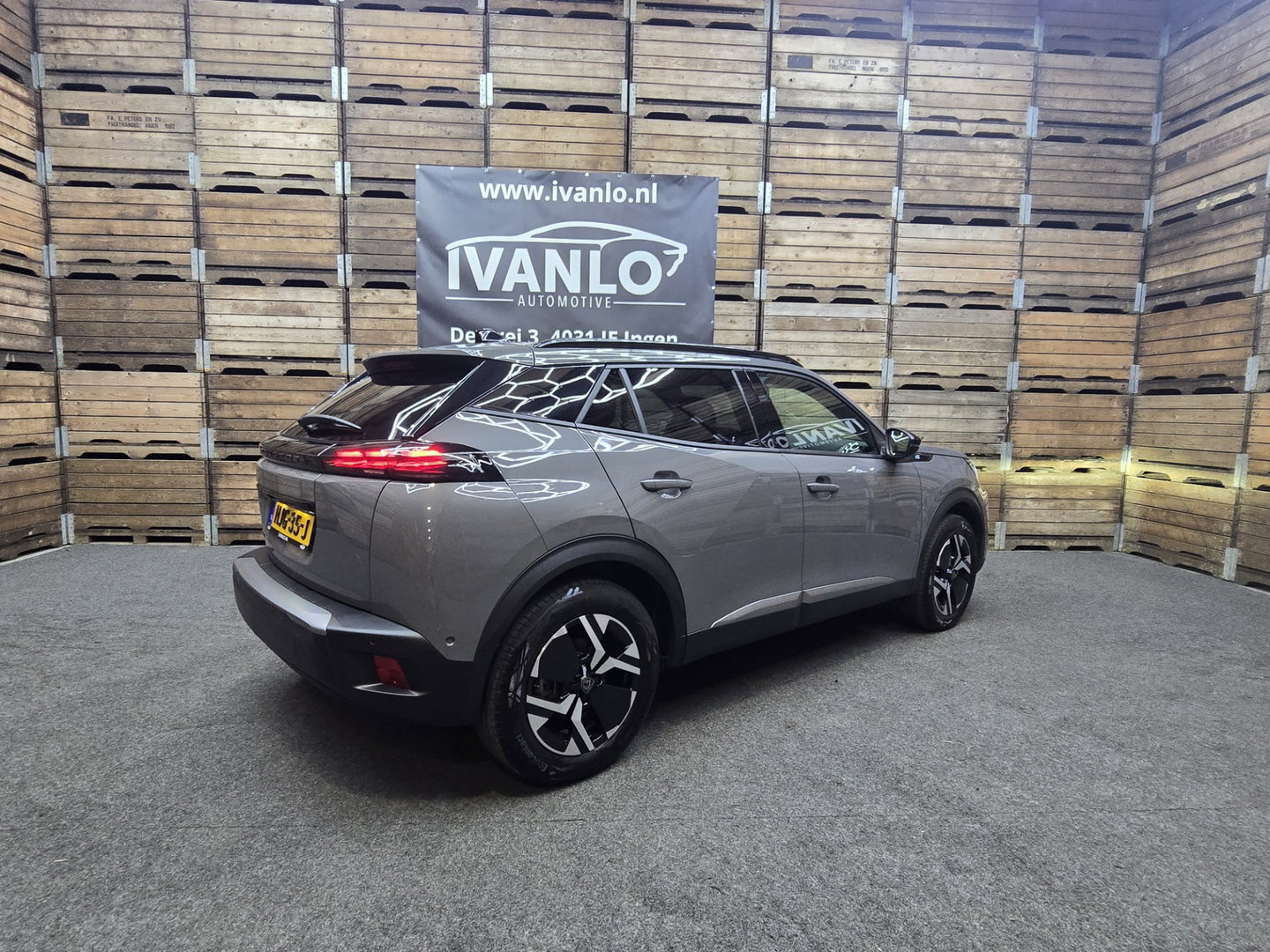 Peugeot e-2008 EV Allure Avantage 54 kWh FL Carplay camera cruise pdc 17"LM