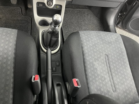 Toyota Urban Cruiser 1.3 VVT-i Dynamic *NAVI-FULLMAP | KEYLESS | ECC | PRIVACY-GLASS | TOWBAR | 16''ALU*