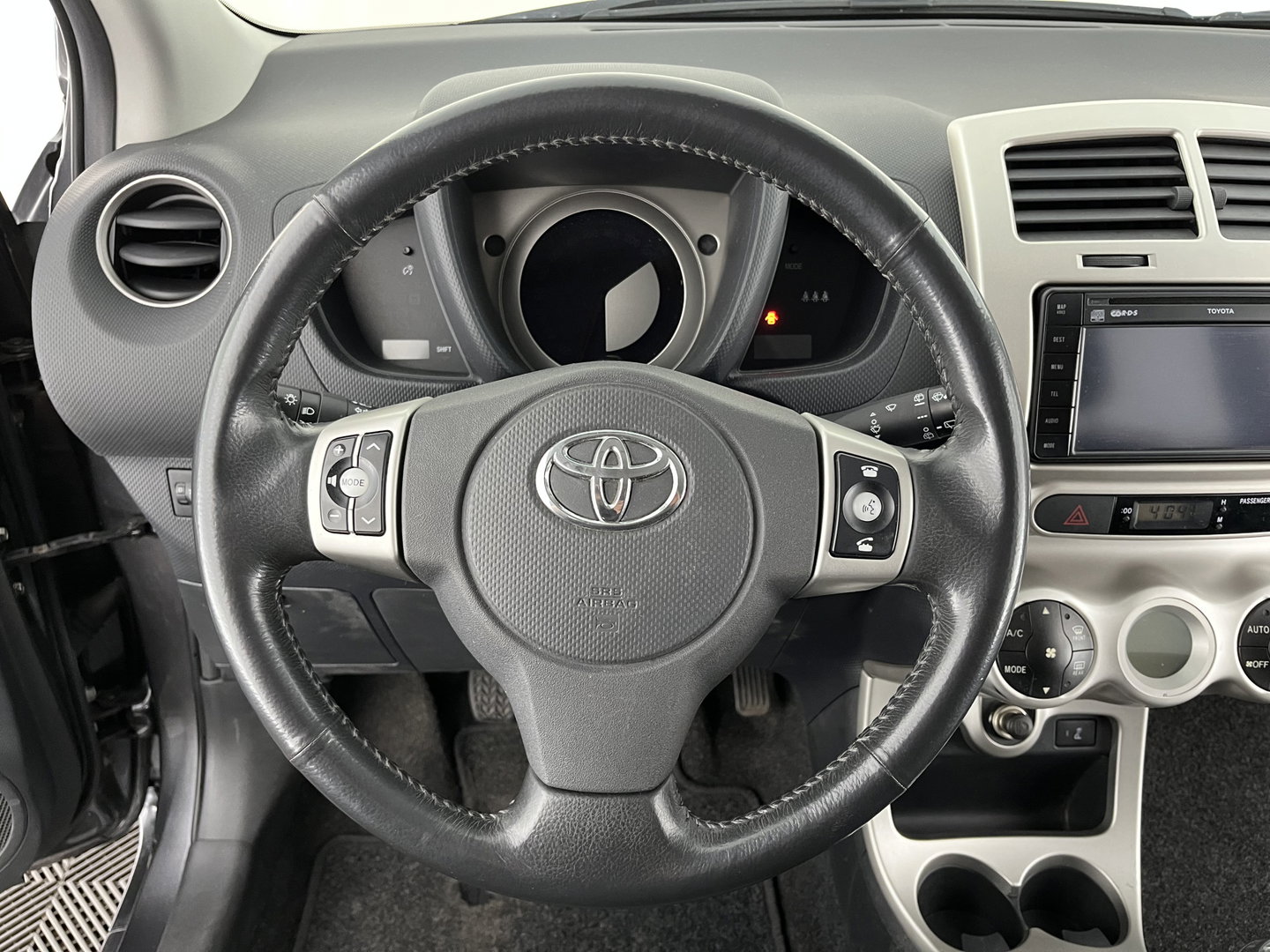 Toyota Urban Cruiser 1.3 VVT-i Dynamic *NAVI-FULLMAP | KEYLESS | ECC | PRIVACY-GLASS | TOWBAR | 16''ALU*
