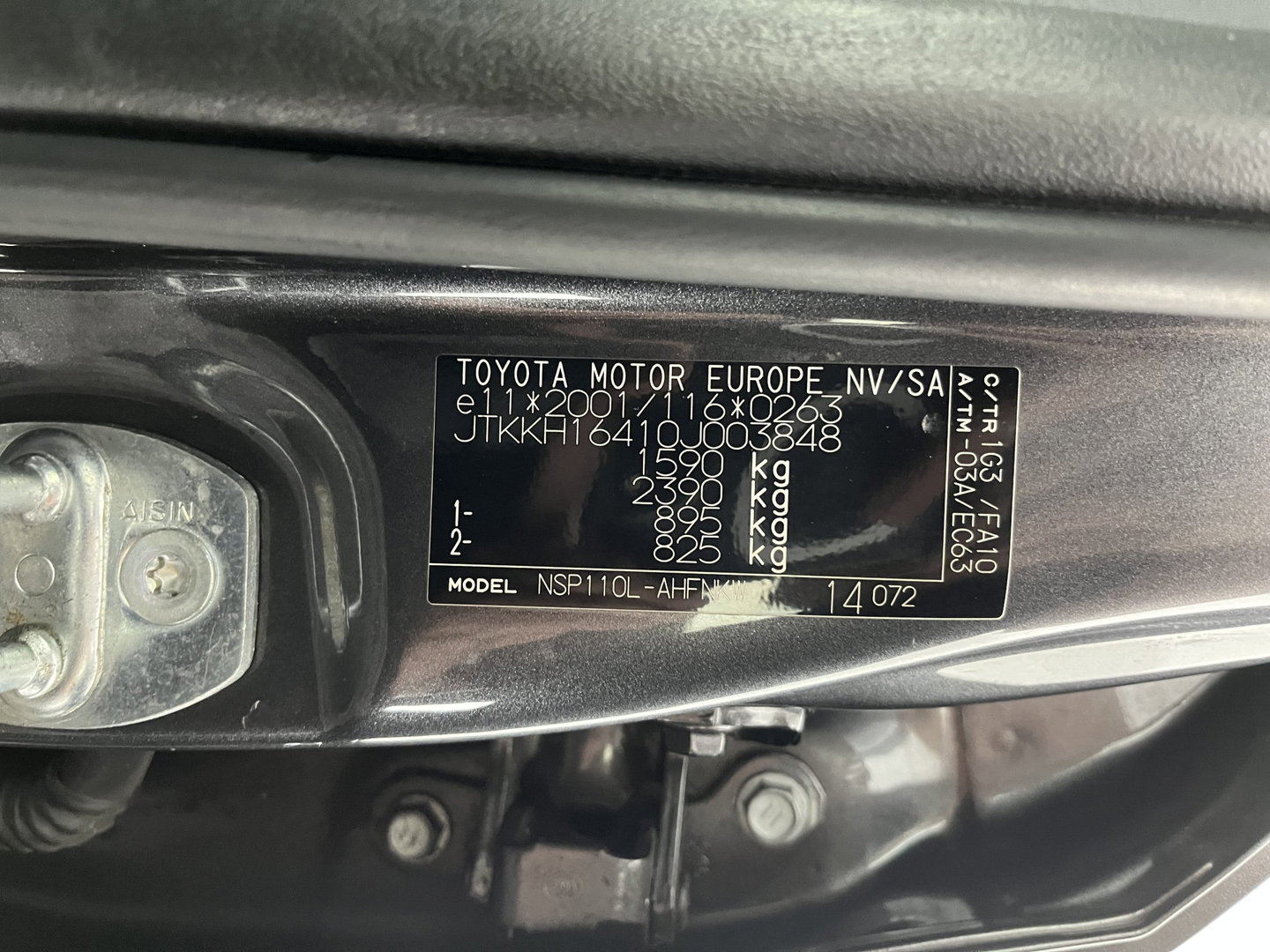 Toyota Urban Cruiser 1.3 VVT-i Dynamic *NAVI-FULLMAP | KEYLESS | ECC | PRIVACY-GLASS | TOWBAR | 16''ALU*