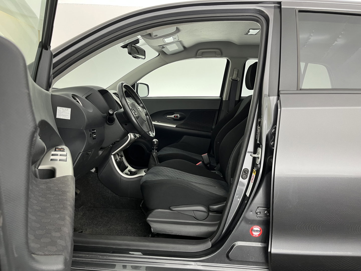 Toyota Urban Cruiser 1.3 VVT-i Dynamic *NAVI-FULLMAP | KEYLESS | ECC | PRIVACY-GLASS | TOWBAR | 16''ALU*