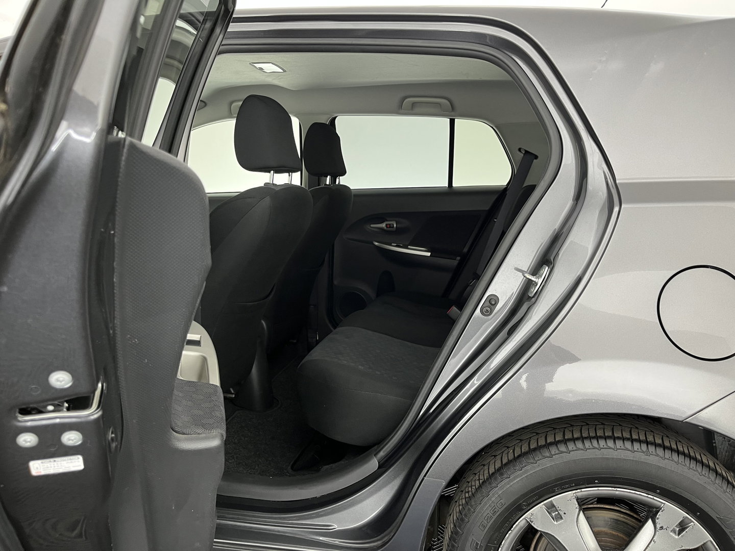 Toyota Urban Cruiser 1.3 VVT-i Dynamic *NAVI-FULLMAP | KEYLESS | ECC | PRIVACY-GLASS | TOWBAR | 16''ALU*