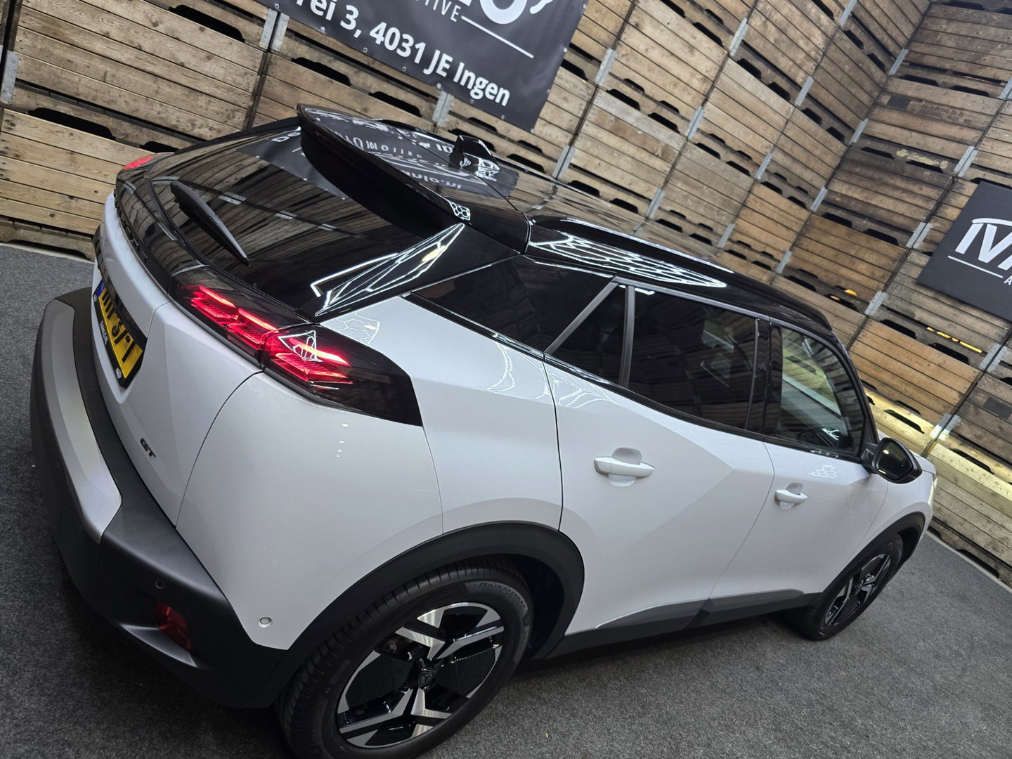 Peugeot e-2008 EV GT Avantage 54 kWh PDC Camera Navi Clima Cruise 17"LM