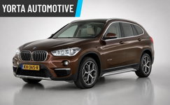 BMW X1 - sDrive20i High Exe NL AUTO|AUTOMAAT|PANO|AFN. HAAK|HUD