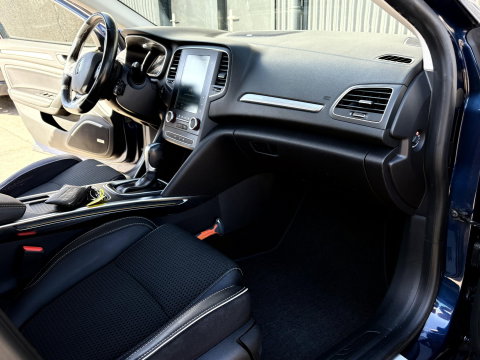 Renault Mégane Van 1.5 dCi BOSE | MARGE | AUTOMAAT | LED | GRIJS KENTEKEN | KEYLESS | CAMERA | CLIMA