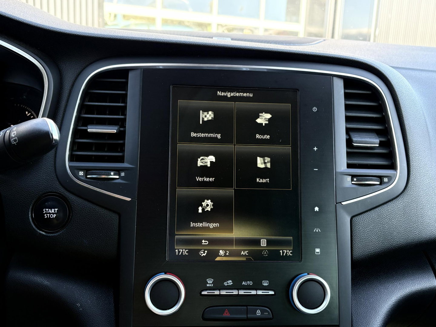 Renault Mégane Van 1.5 dCi BOSE | MARGE | AUTOMAAT | LED | GRIJS KENTEKEN | KEYLESS | CAMERA | CLIMA