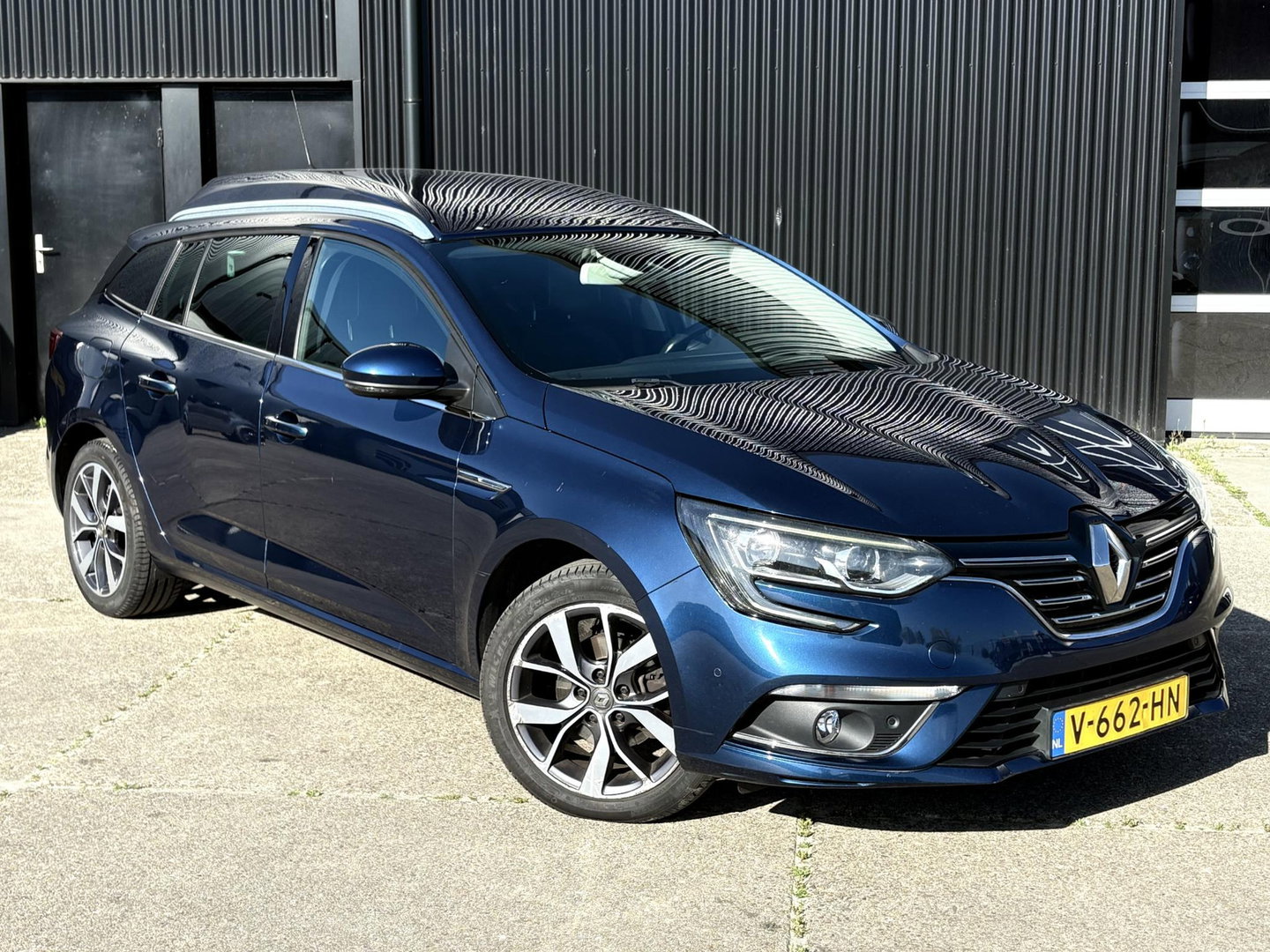 Renault Mégane Van 1.5 dCi BOSE | MARGE | AUTOMAAT | LED | GRIJS KENTEKEN | KEYLESS | CAMERA | CLIMA