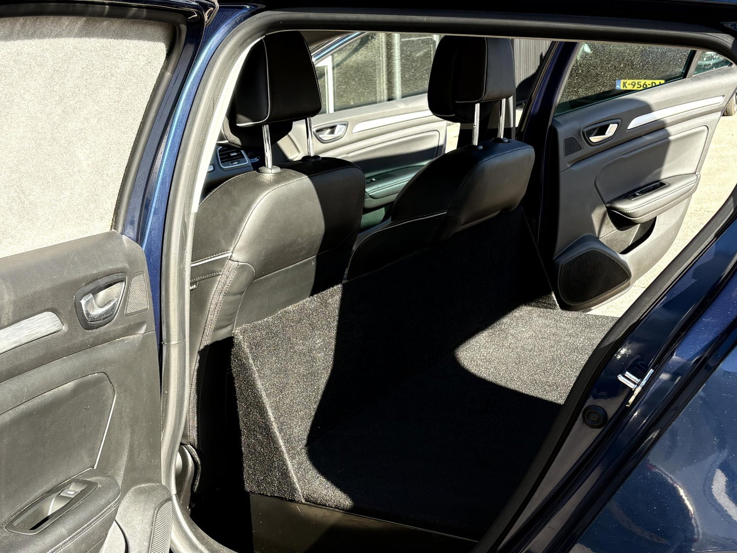 Renault Mégane Van 1.5 dCi BOSE | MARGE | AUTOMAAT | LED | GRIJS KENTEKEN | KEYLESS | CAMERA | CLIMA