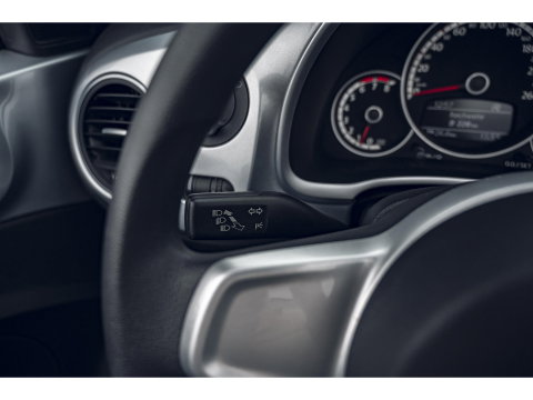 Volkswagen Beetle Cabriolet 1.2 TSI | LM VELGEN | STOELVERWARMING | ALL SEASON BANDEN