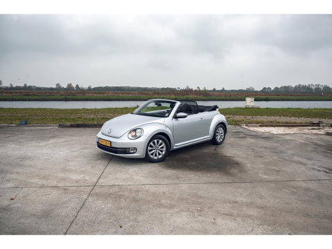 Volkswagen Beetle Cabriolet 1.2 TSI | LM VELGEN | STOELVERWARMING | ALL SEASON BANDEN