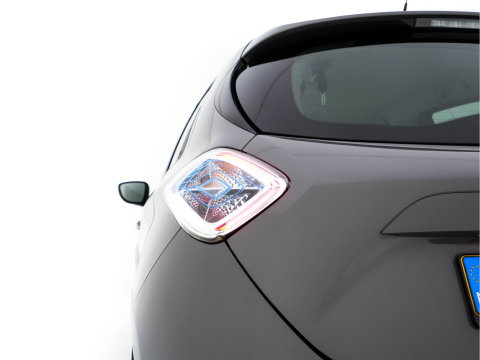 Renault ZOE Q90 Bose 41 kWh Quickcharge Edition One (Owned-Battery) (3-Fase-43kW) {SOH-92%} Aut.*HEATPUMP | LEATHER | FULL-LED | DIGI-COCKPIT | HEATED-COMFORTSEATS | BOSE-AUDIO | CAMERA | R-LINK | PDC | PRIVACY-GLASS |  17"ALU*