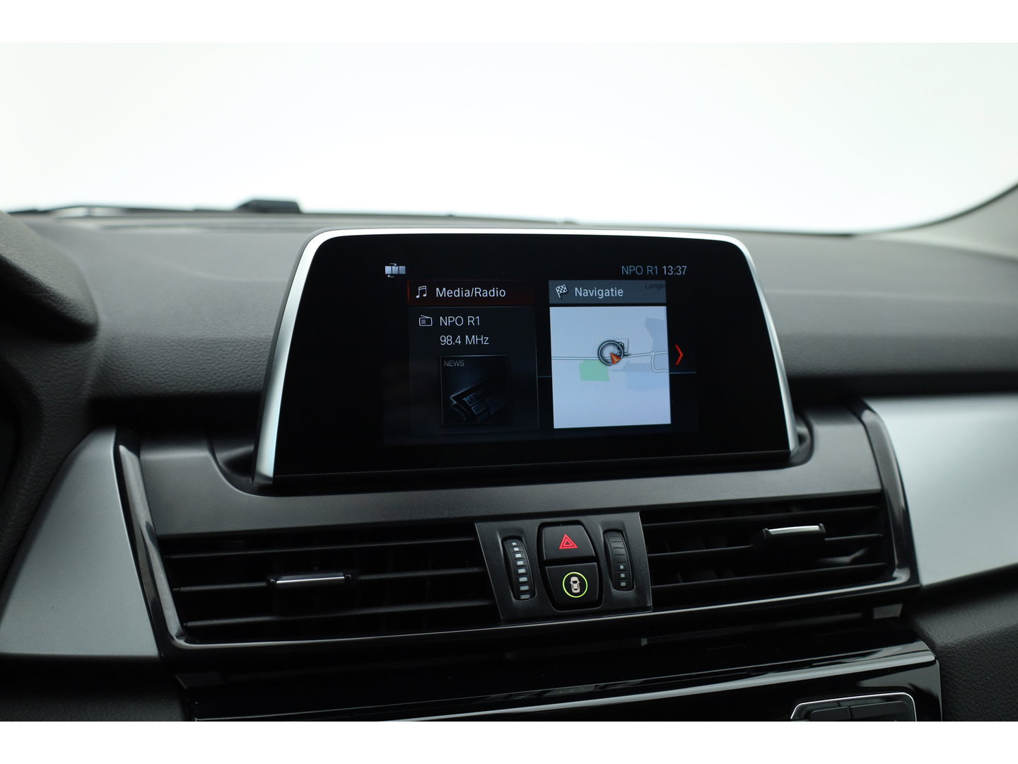 BMW 2 Serie Active Tourer 218i Executive | Cruise Control | All Season | Bluetooth | Navi | PDC+A