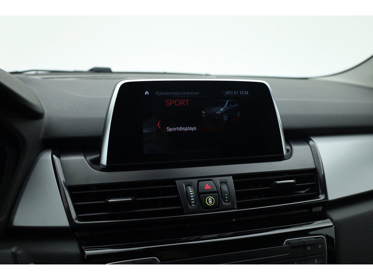 BMW 2 Serie Active Tourer 218i Executive | Cruise Control | All Season | Bluetooth | Navi | PDC+A