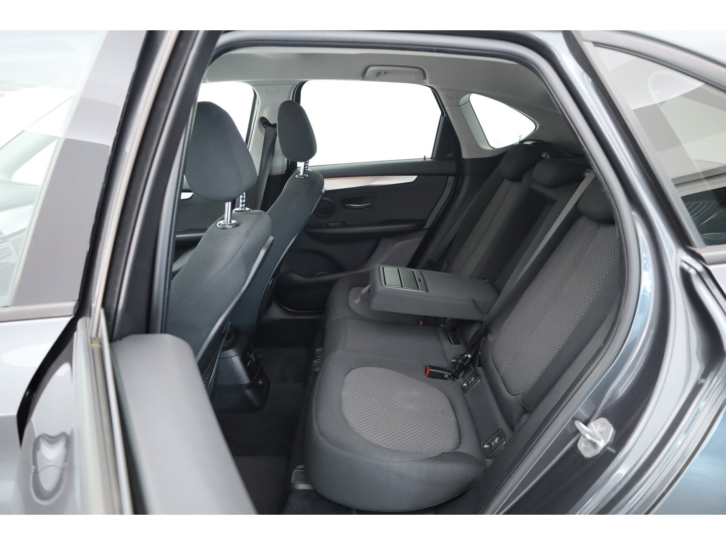 BMW 2 Serie Active Tourer 218i Executive | Cruise Control | All Season | Bluetooth | Navi | PDC+A