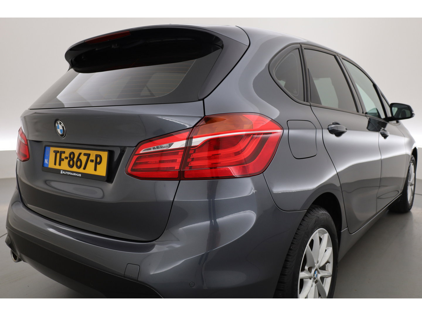 BMW 2 Serie Active Tourer 218i Executive | Cruise Control | All Season | Bluetooth | Navi | PDC+A