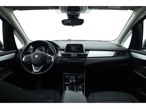 BMW 2 Serie Active Tourer 218i Executive | Cruise Control | All Season | Bluetooth | Navi | PDC+A