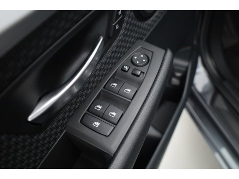 BMW 2 Serie Active Tourer 218i Executive | Cruise Control | All Season | Bluetooth | Navi | PDC+A