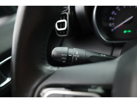 Citroën C3 Aircross 1.2 PureTech S&S Shine |  Cruise Control | Trekhaak | Keyless | HIFI | Camera | Apple CarPlay x