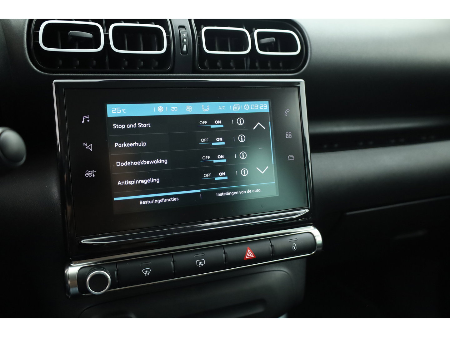 Citroën C3 Aircross 1.2 PureTech S&S Shine |  Cruise Control | Trekhaak | Keyless | HIFI | Camera | Apple CarPlay x