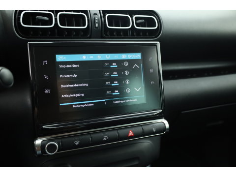 Citroën C3 Aircross 1.2 PureTech S&S Shine |  Cruise Control | Trekhaak | Keyless | HIFI | Camera | Apple CarPlay x