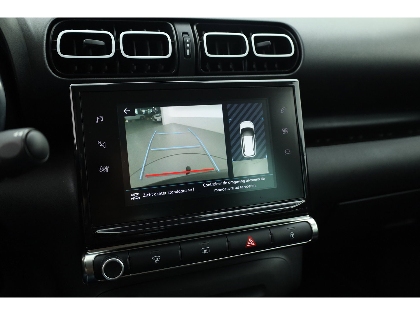 Citroën C3 Aircross 1.2 PureTech S&S Shine |  Cruise Control | Trekhaak | Keyless | HIFI | Camera | Apple CarPlay x
