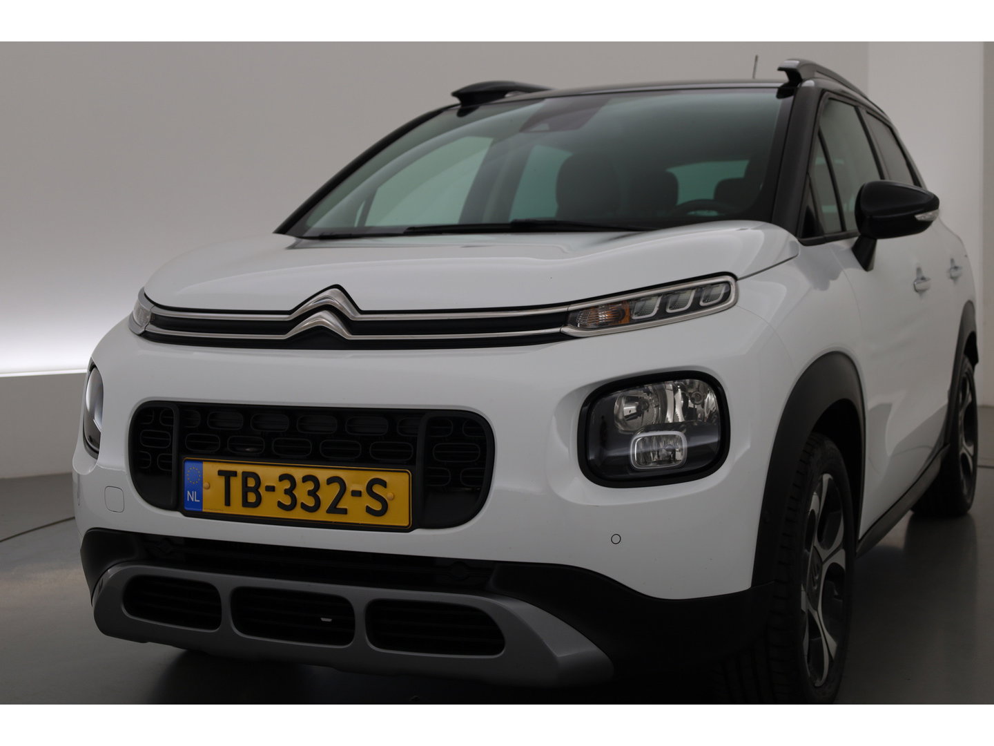 Citroën C3 Aircross 1.2 PureTech S&S Shine |  Cruise Control | Trekhaak | Keyless | HIFI | Camera | Apple CarPlay x