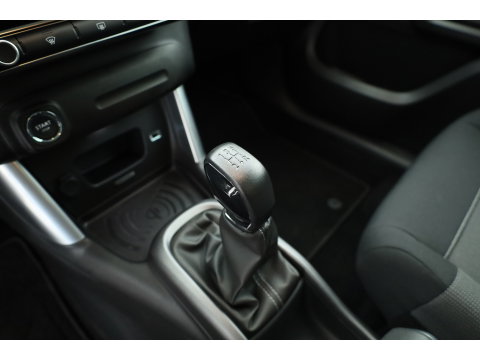 Citroën C3 Aircross 1.2 PureTech S&S Shine |  Cruise Control | Trekhaak | Keyless | HIFI | Camera | Apple CarPlay x