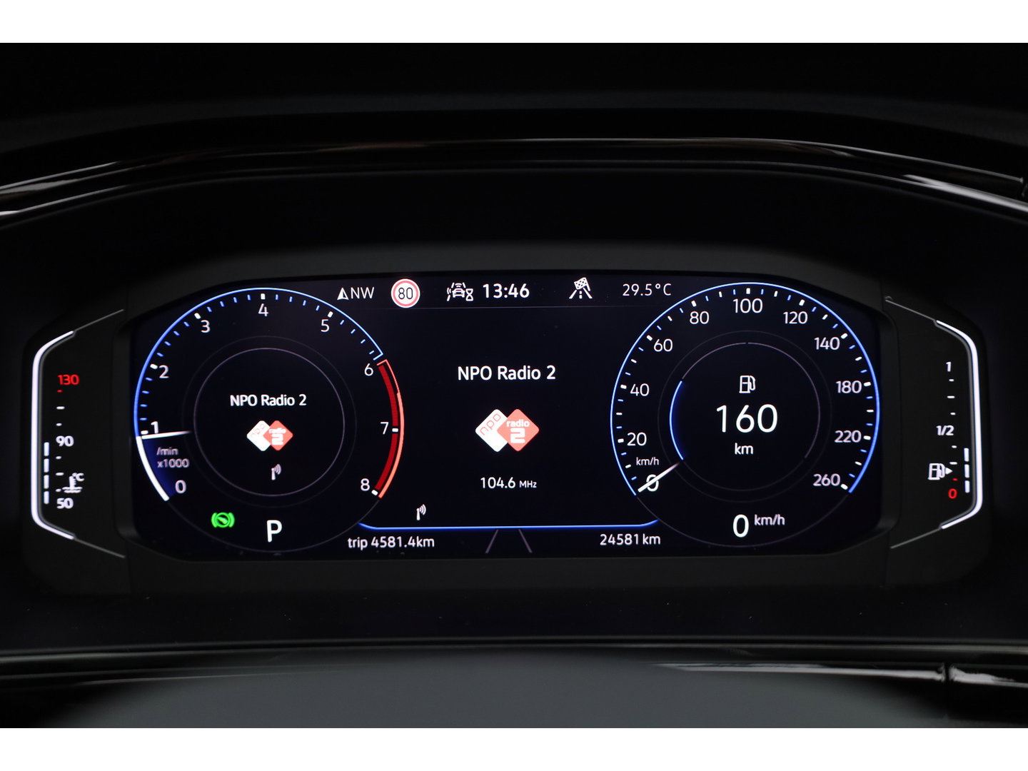 Volkswagen T-Roc Cabrio 1.5 TSI R-Line Edition Grey | Nmr. 219/999 | MAT Grijs | Leder | Stoel- Stuurverw. | Beats | Adapt. Cruise | Camera | Keyless | 19'' x
