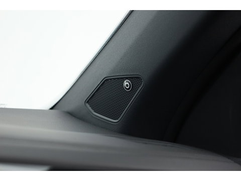 Volkswagen T-Roc Cabrio 1.5 TSI R-Line Edition Grey | Nmr. 219/999 | MAT Grijs | Leder | Stoel- Stuurverw. | Beats | Adapt. Cruise | Camera | Keyless | 19'' x