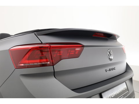 Volkswagen T-Roc Cabrio 1.5 TSI R-Line Edition Grey | Nmr. 219/999 | MAT Grijs | Leder | Stoel- Stuurverw. | Beats | Adapt. Cruise | Camera | Keyless | 19'' x