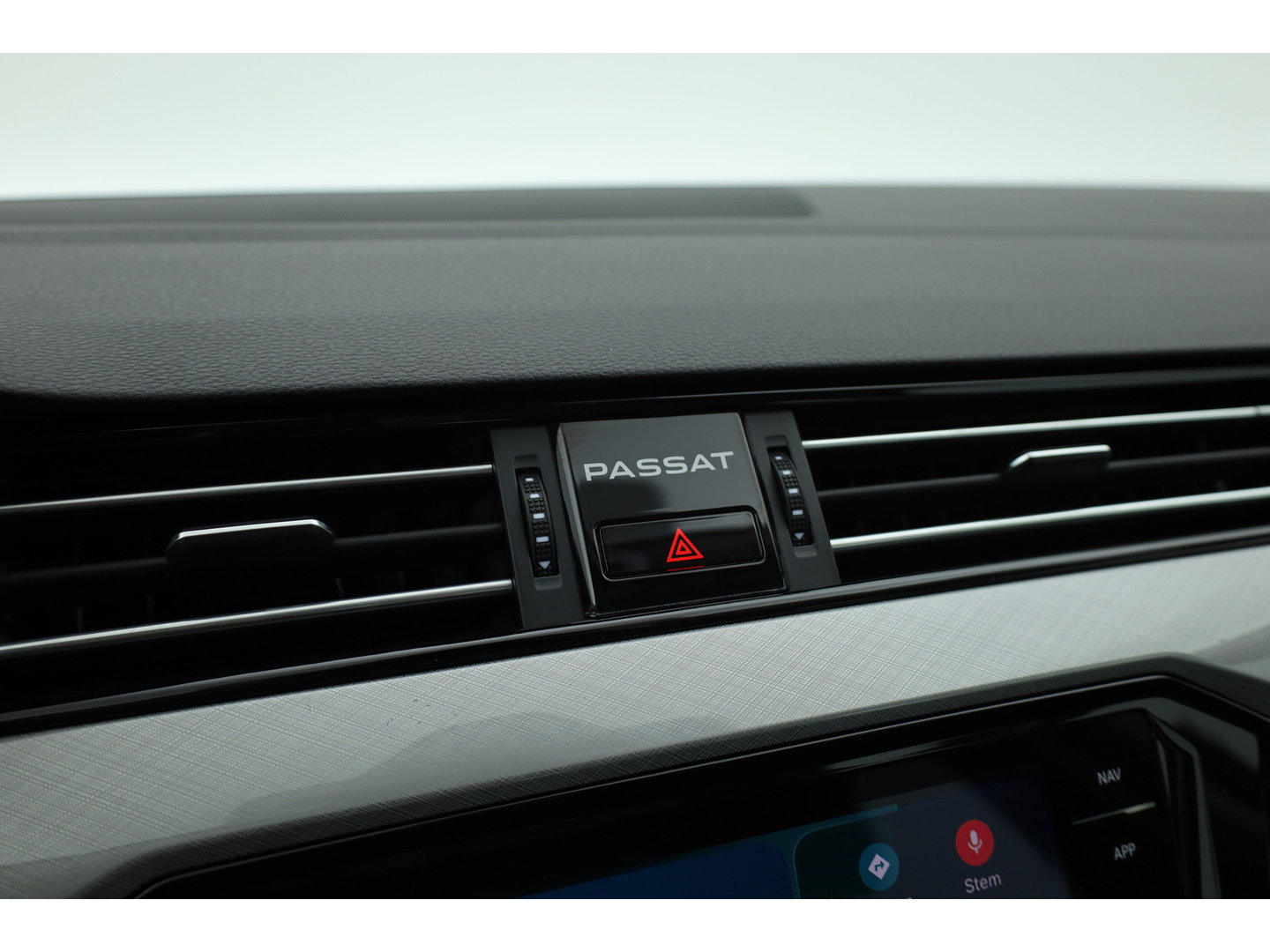 Volkswagen Passat 1.4 TSI PHEV GTE Business | Adapt. Cruise | Camera | Memory Seat | Stoel-Stuurverw. | Leder | Apple CarPlay & Android Auto